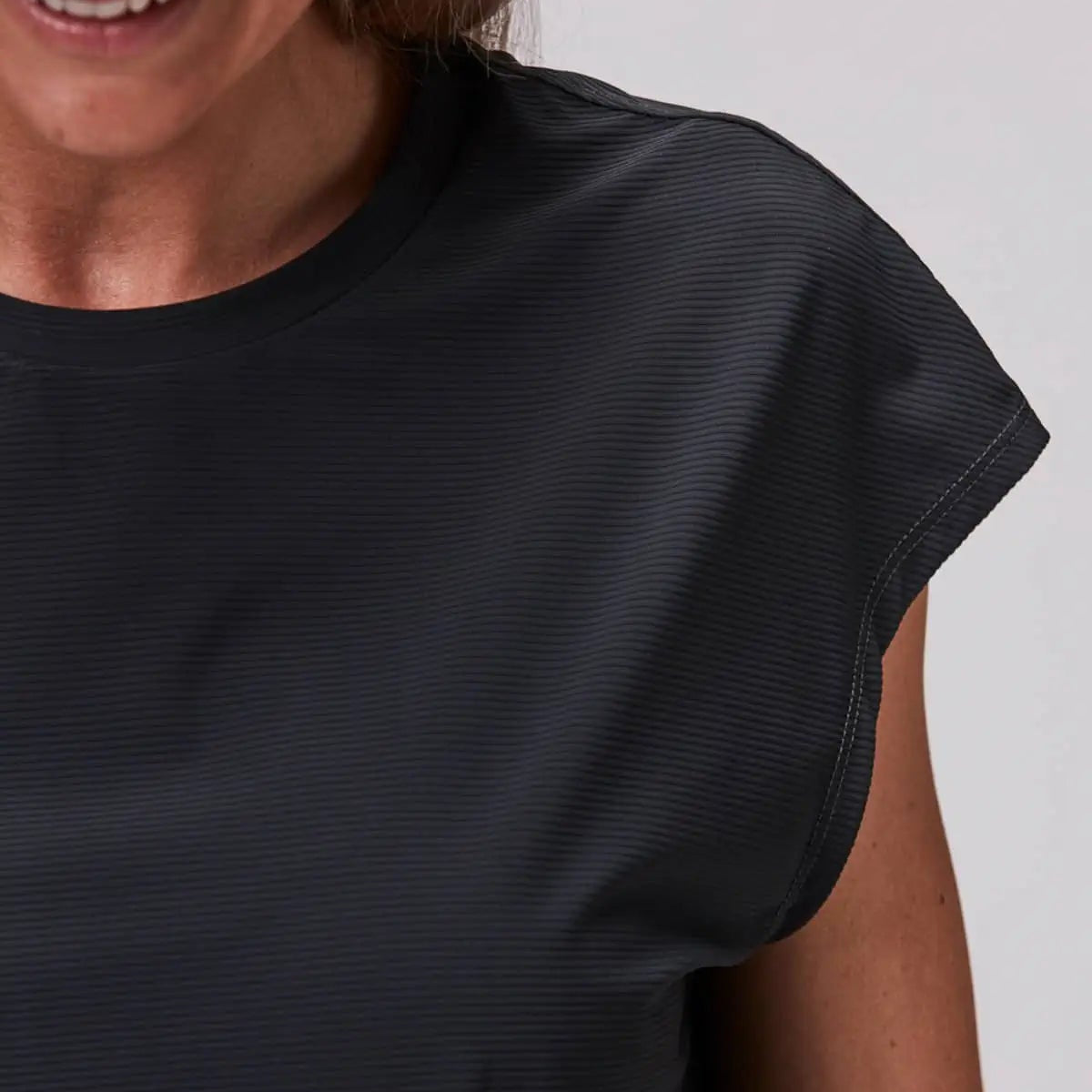 SDAW Padellinne Loose Fit mörkgrå zoom