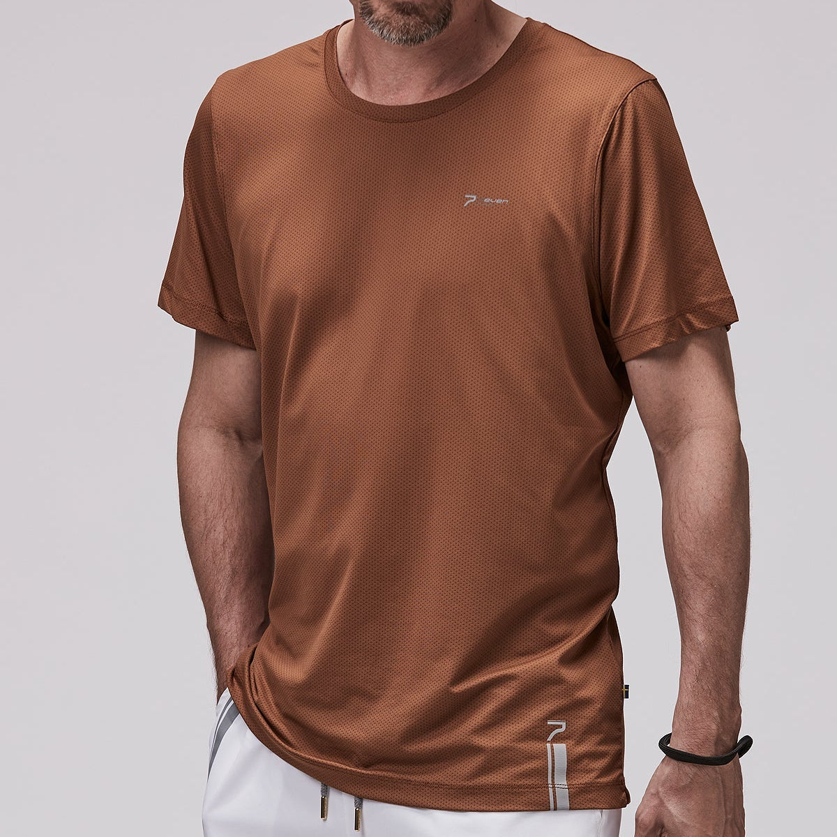 SDAW Padeltrölja brons framifrån