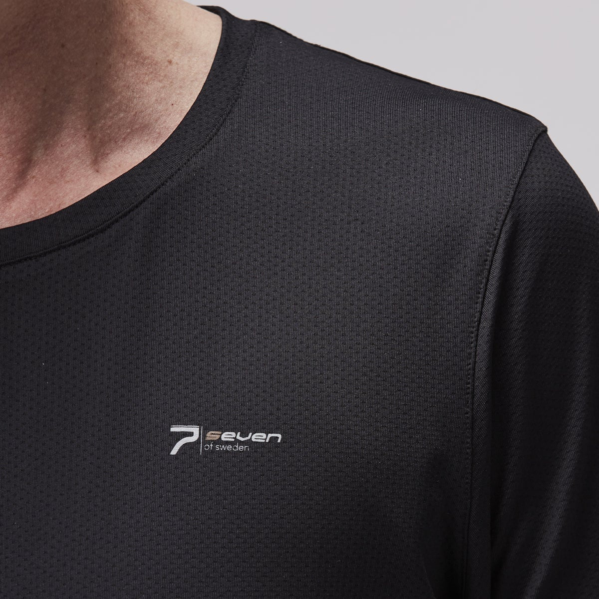 SDAW Padeltröja svart logo bröst 